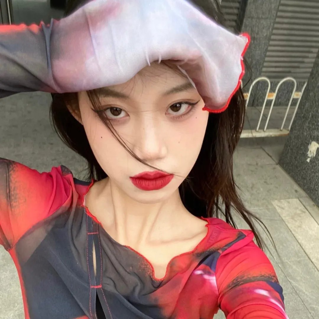 蕾哈娜内衣秀4